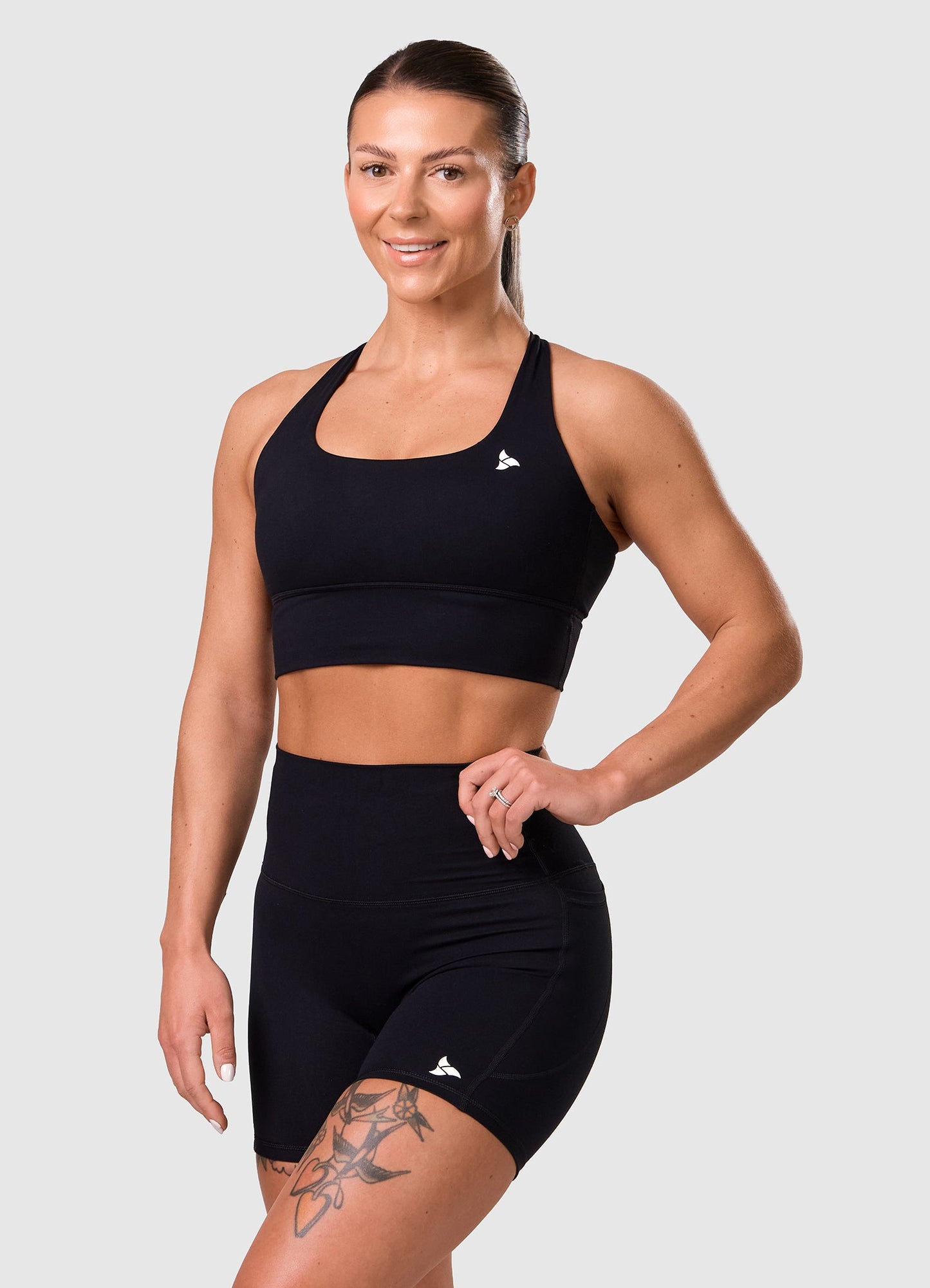 ROXI Cross-Back Sports Bra BLACK EDITION