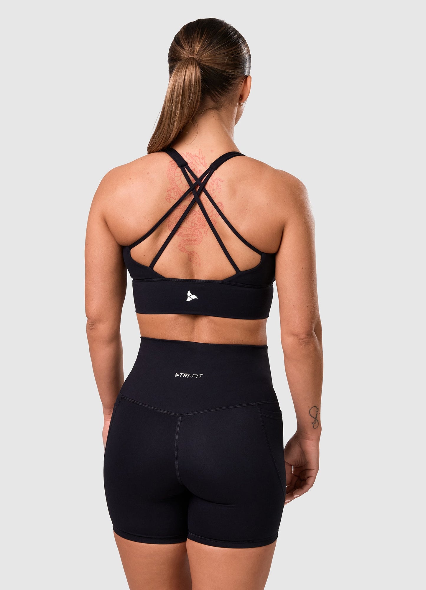 ROXI Cross-Back Sports Bra BLACK EDITION