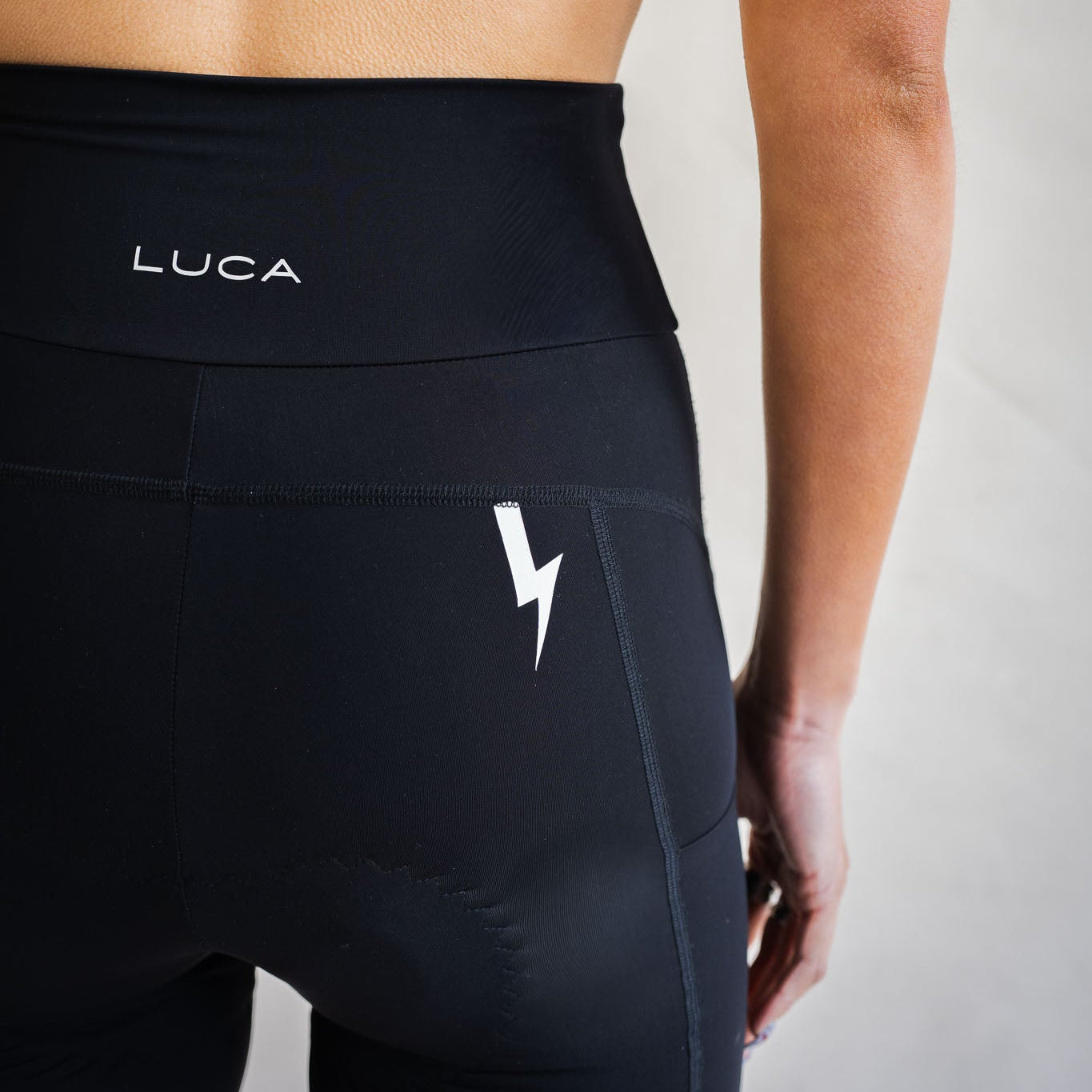 Empower Short - Black